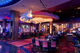 Smartphone displaying Pragmatic Live Casino baccarat table with clear mobile interface